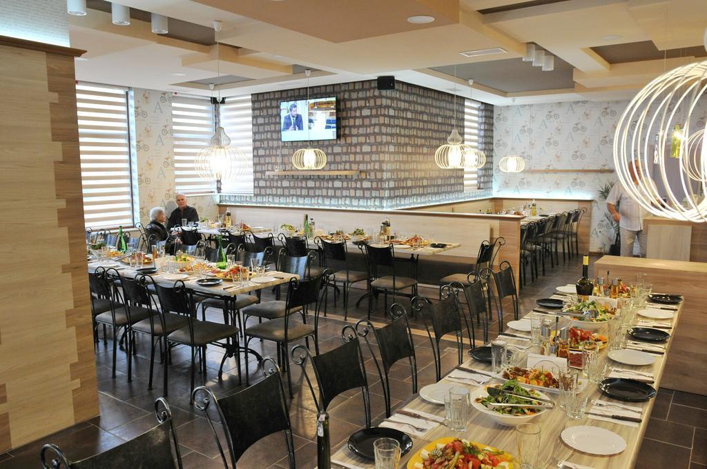 Diva Hotel Blagoevgrad Ngoại thất bức ảnh
