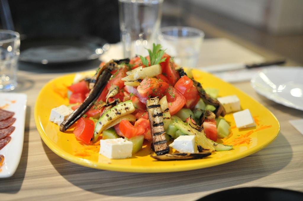 Diva Hotel Blagoevgrad Ngoại thất bức ảnh